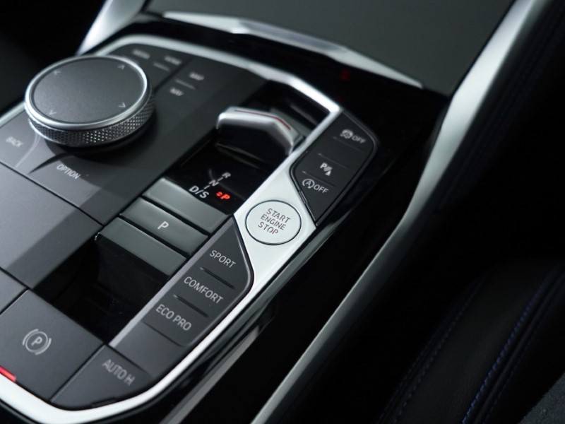  BMW 2 SERIES 220i M Sport 2dr Step Auto 3435800