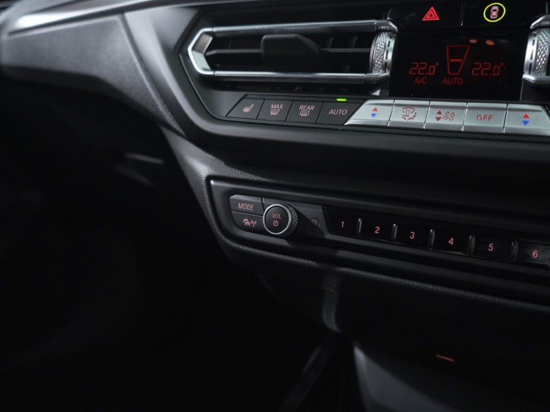  BMW 2 SERIES 218i [136] M Sport 4dr 3443841