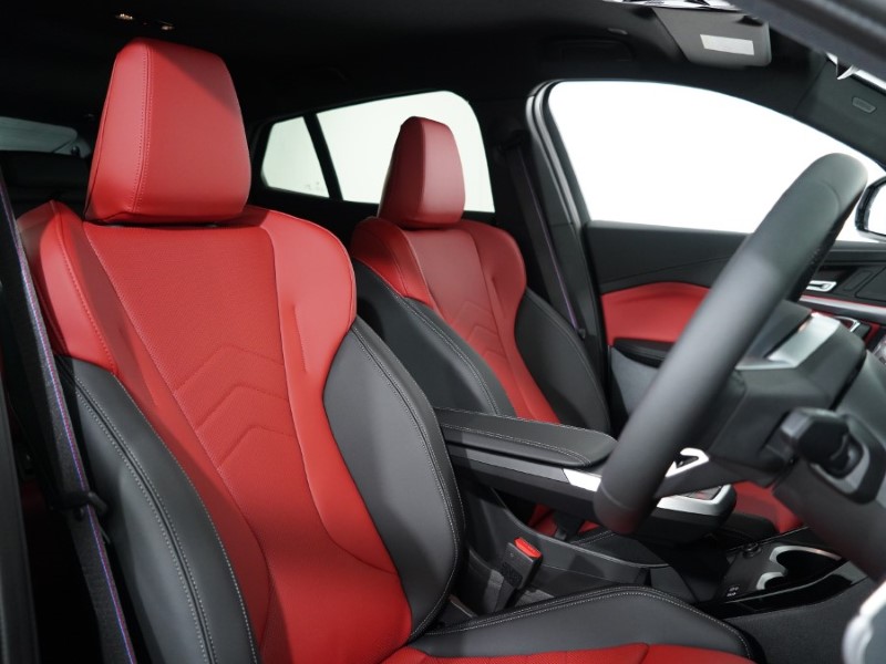  BMW iX2 150kW eDrive20 M Sport 65kWh 5dr Auto [Tech/Pro] 3541647