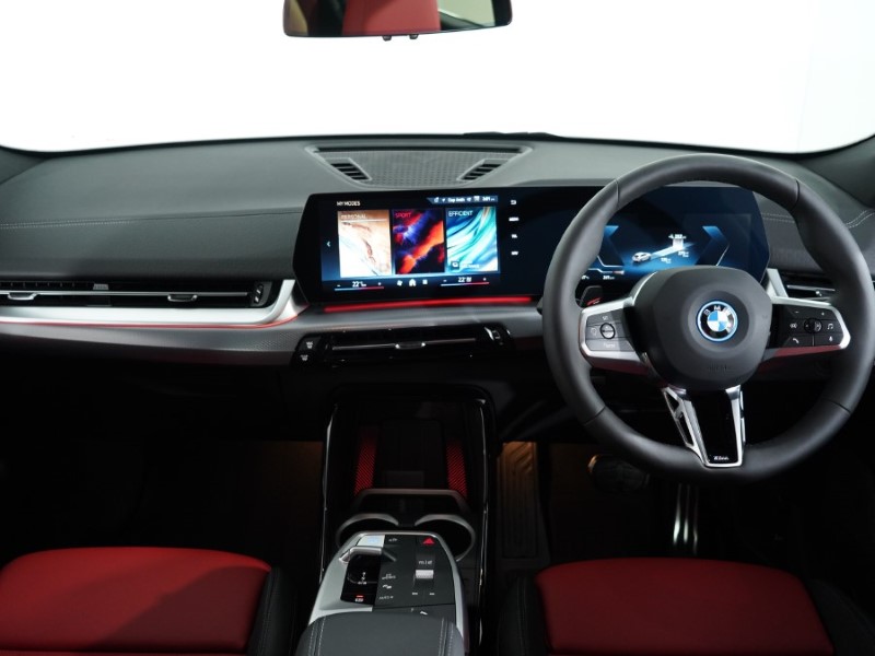  BMW iX2 150kW eDrive20 M Sport 65kWh 5dr Auto [Tech/Pro] 3541648