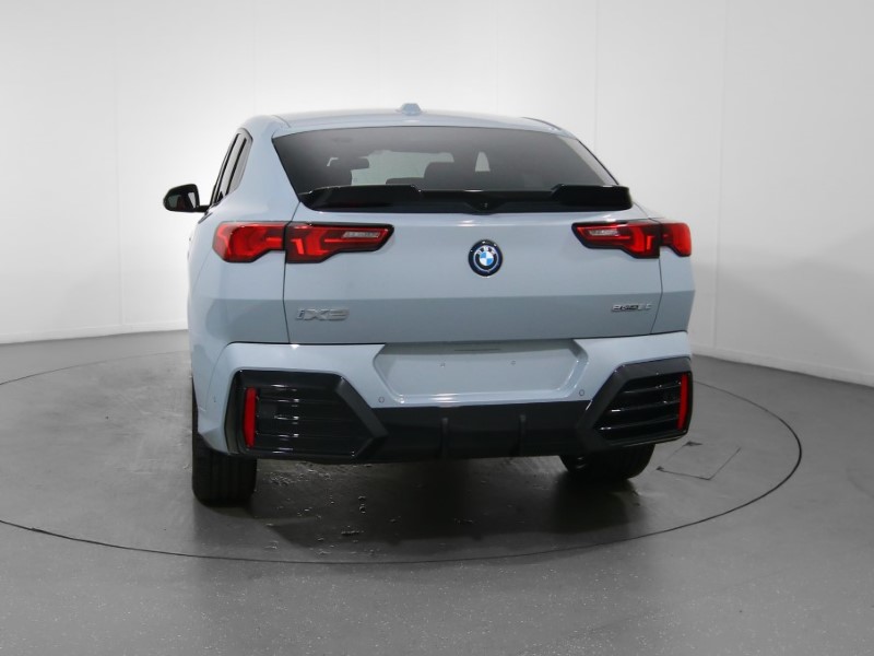  BMW iX2 150kW eDrive20 M Sport 65kWh 5dr Auto [Tech/Pro] 3541636