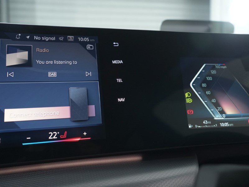  BMW 2 SERIES 220i MHT M Sport 5dr DCT [Tech Plus Pack] 3499413