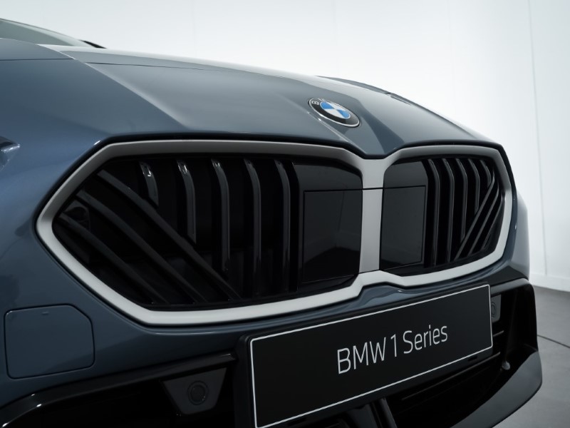 2024 (74) BMW 1 SERIES 120 M Sport 5dr Step Auto 3521526