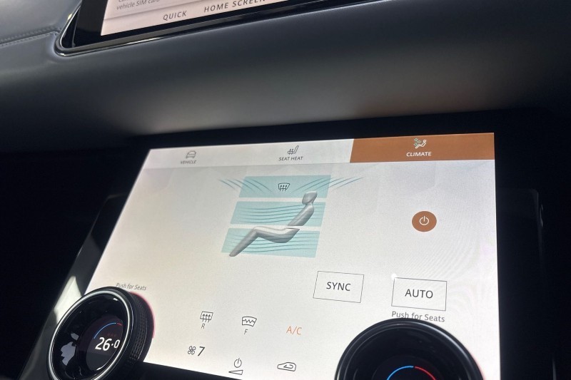 2021 (71) LAND ROVER RANGE ROVER EVOQUE 1.5 P300e Autobiography 5dr Auto 4944054