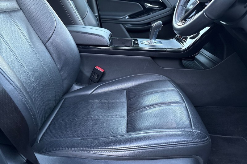 2022 (22) LAND ROVER RANGE ROVER EVOQUE 2.0 D200 R-Dynamic S 5dr Auto 4960365