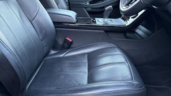 2022 (22) LAND ROVER RANGE ROVER EVOQUE 2.0 D200 R-Dynamic S 5dr Auto 4960365
