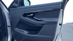 2022 (22) LAND ROVER RANGE ROVER EVOQUE 2.0 D200 R-Dynamic S 5dr Auto 4960362