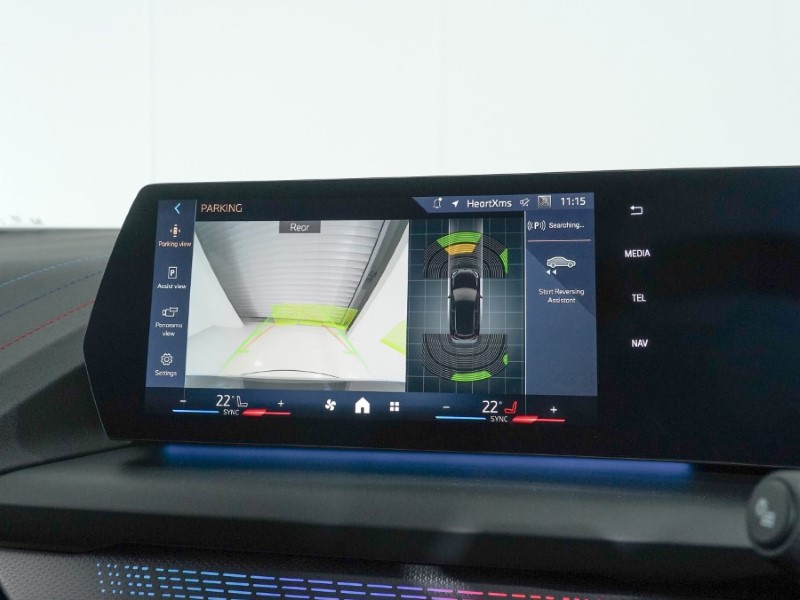  BMW 1 SERIES 123 xDrive M Sport 5dr Step Auto 3745521