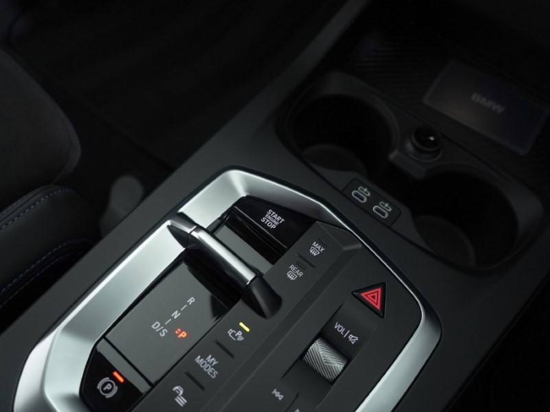  BMW 1 SERIES 123 xDrive M Sport 5dr Step Auto 3752999