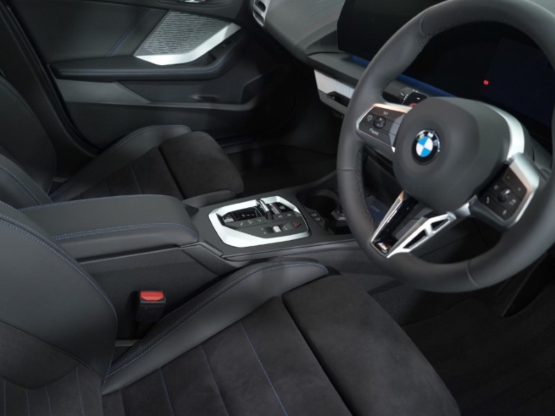  BMW 1 SERIES 123 xDrive M Sport 5dr Step Auto 3752986