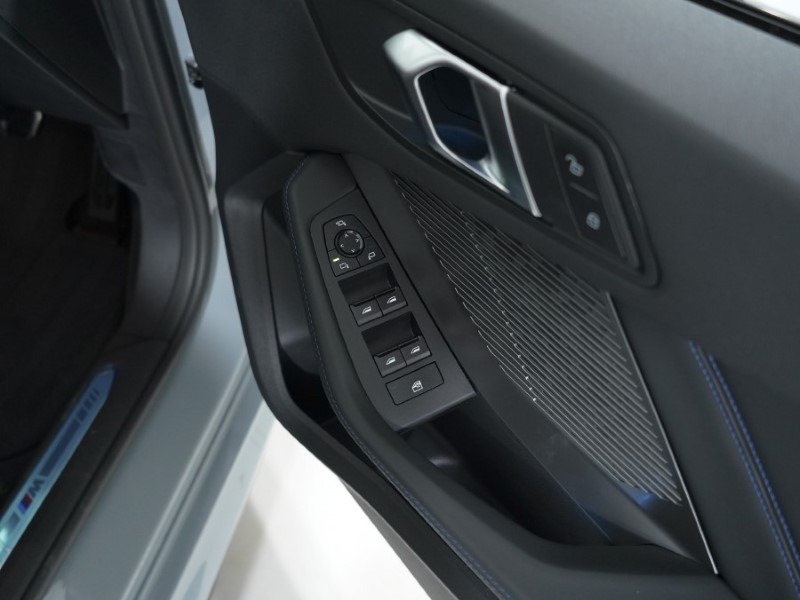  BMW 1 SERIES 123 xDrive M Sport 5dr Step Auto 3752987