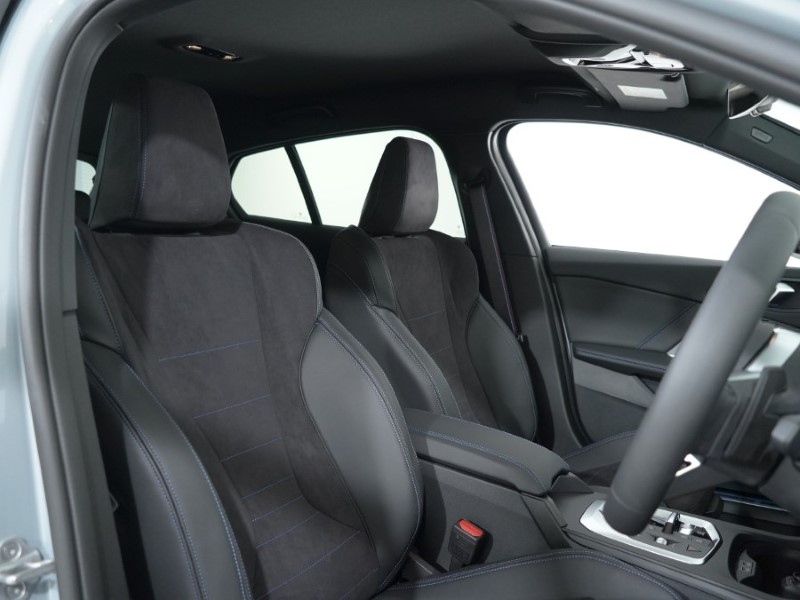  BMW 1 SERIES 123 xDrive M Sport 5dr Step Auto 3752988