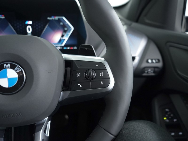  BMW 1 SERIES 123 xDrive M Sport 5dr Step Auto 3752991