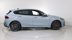 BMW 1 SERIES 123 xDrive M Sport 5dr Step Auto 3752979