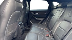 2022 (22) JAGUAR F-PACE 2.0 D200 R-Dynamic Black 5dr Auto AWD 5106594