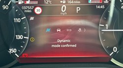 2022 (22) JAGUAR F-PACE 2.0 D200 R-Dynamic Black 5dr Auto AWD 5106623
