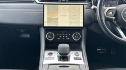 2022 (22) JAGUAR F-PACE 2.0 D200 R-Dynamic Black 5dr Auto AWD 5106604