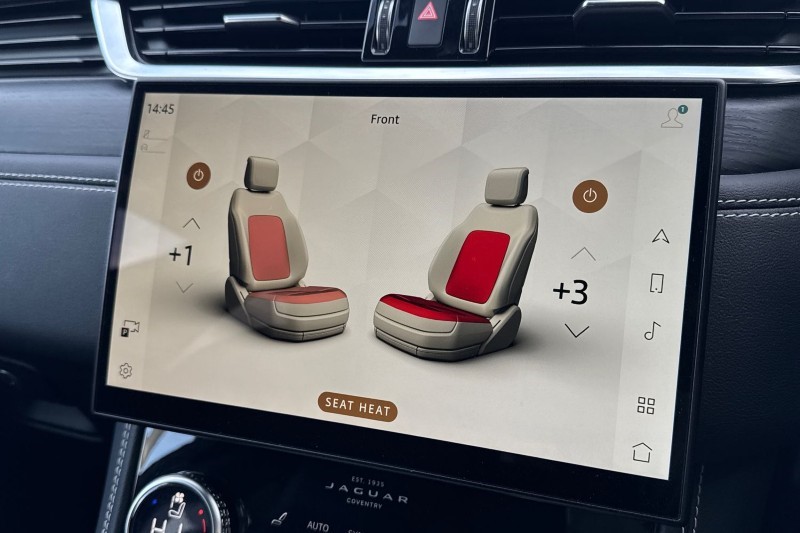 2022 (22) JAGUAR F-PACE 2.0 D200 R-Dynamic Black 5dr Auto AWD 5106624