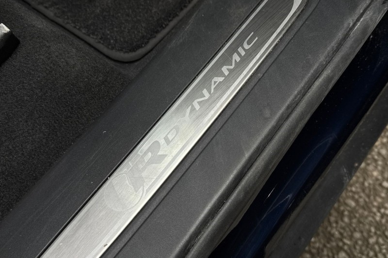 2022 (22) JAGUAR F-PACE 2.0 D200 R-Dynamic Black 5dr Auto AWD 5106628
