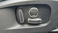 2022 (22) JAGUAR F-PACE 2.0 D200 R-Dynamic Black 5dr Auto AWD 5106614