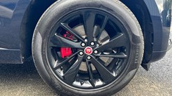 2022 (22) JAGUAR F-PACE 2.0 D200 R-Dynamic Black 5dr Auto AWD 5106598