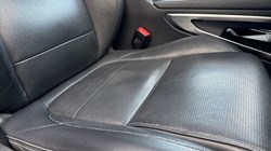 2022 (22) JAGUAR F-PACE 2.0 D200 R-Dynamic Black 5dr Auto AWD 5106615