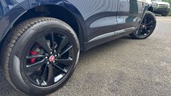 2022 (22) JAGUAR F-PACE 2.0 D200 R-Dynamic Black 5dr Auto AWD 5106638
