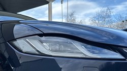 2022 (22) JAGUAR F-PACE 2.0 D200 R-Dynamic Black 5dr Auto AWD 5106607