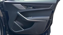 2022 (22) JAGUAR F-PACE 2.0 D200 R-Dynamic Black 5dr Auto AWD 5106612