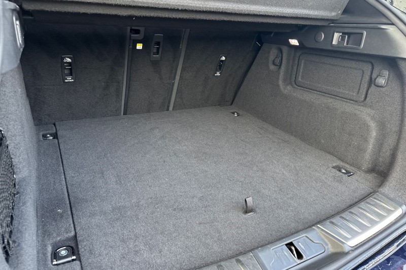 2022 (22) JAGUAR F-PACE 2.0 D200 R-Dynamic Black 5dr Auto AWD 5106629