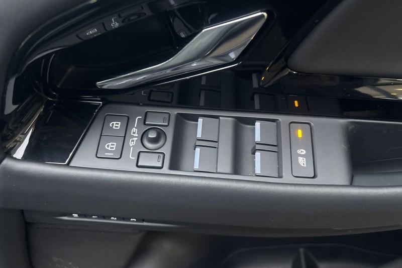 2023 (73) LAND ROVER RANGE ROVER EVOQUE 2.0 D200 Dynamic HSE 5dr Auto 4941038