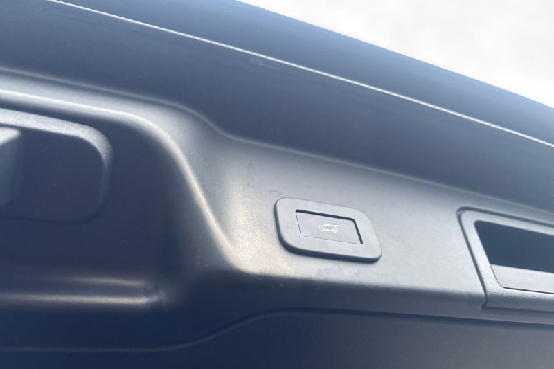 2023 (73) LAND ROVER RANGE ROVER EVOQUE 2.0 D200 Dynamic HSE 5dr Auto 4941058