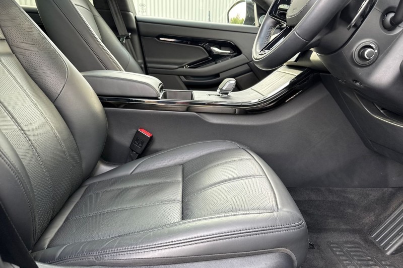 2025 (74) LAND ROVER RANGE ROVER EVOQUE 2.0 D200 Autobiography 5dr Auto [Revised] 5060687