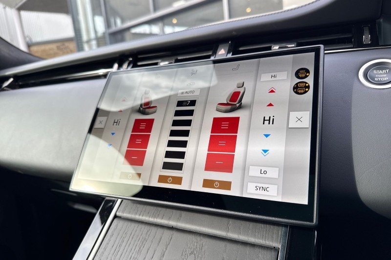 2025 (74) LAND ROVER RANGE ROVER EVOQUE 2.0 D200 Autobiography 5dr Auto [Revised] 5060698