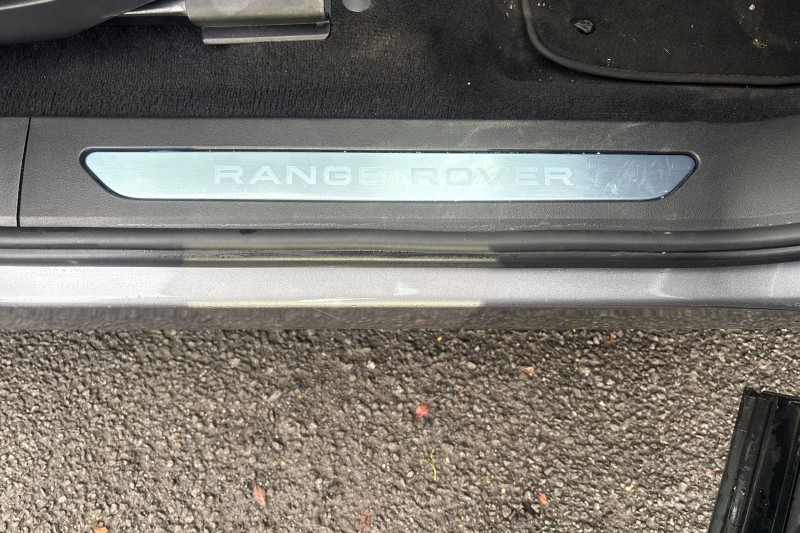 2024 (24) LAND ROVER RANGE ROVER EVOQUE 1.5 P270e Dynamic HSE 5dr Auto 4941110
