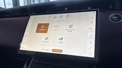 2024 (24) LAND ROVER RANGE ROVER EVOQUE 1.5 P270e Dynamic HSE 5dr Auto 4941108