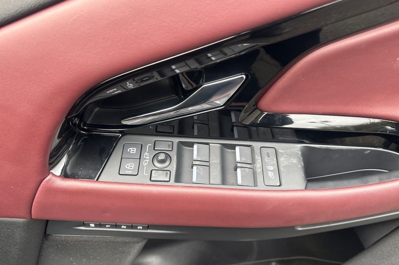 2024 (24) LAND ROVER RANGE ROVER EVOQUE 1.5 P270e Dynamic HSE 5dr Auto 4941092