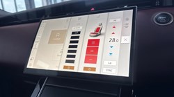 2024 (24) LAND ROVER RANGE ROVER EVOQUE 1.5 P270e Dynamic HSE 5dr Auto 4941105