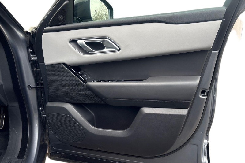 2024 (24) LAND ROVER RANGE ROVER VELAR 2.0 D200 MHEV Dynamic HSE 5dr Auto 4940928