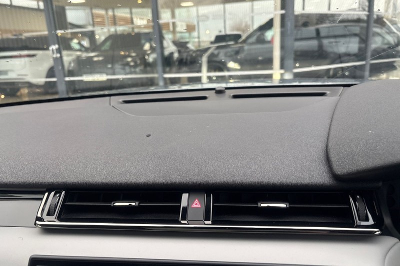 2024 (24) LAND ROVER RANGE ROVER VELAR 2.0 D200 MHEV Dynamic HSE 5dr Auto 4940943