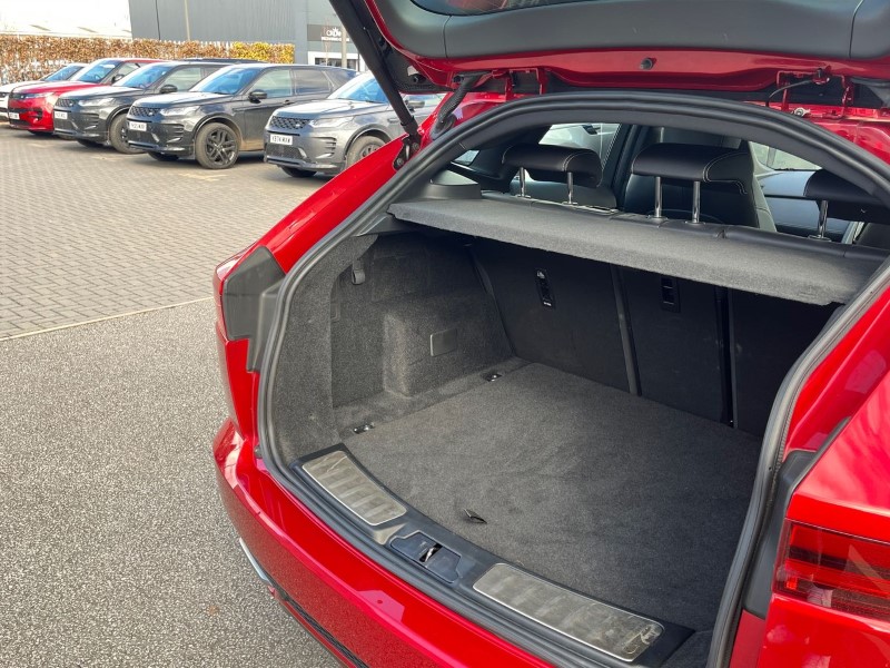 2023 (73) JAGUAR E-PACE 2.0 D200 R-Dynamic SE Black 5dr Auto 4002465