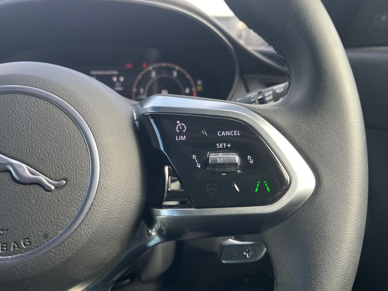 2023 (73) JAGUAR E-PACE 2.0 D200 R-Dynamic SE Black 5dr Auto 4002459