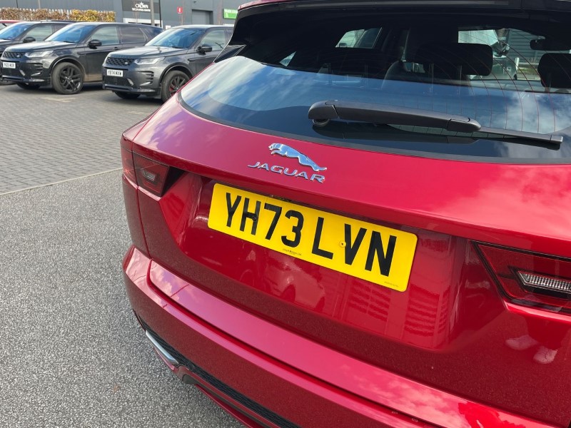 2023 (73) JAGUAR E-PACE 2.0 D200 R-Dynamic SE Black 5dr Auto 4002469