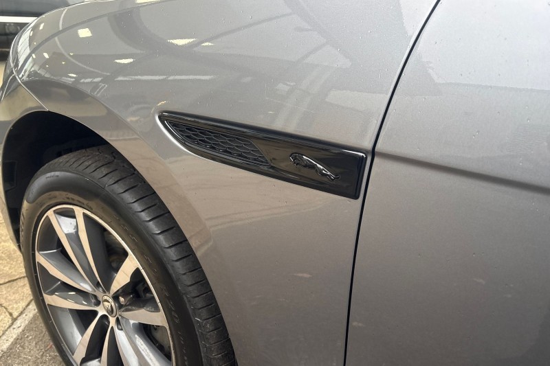 2023 (73) JAGUAR F-PACE 2.0 D200 R-Dynamic SE Black 5dr Auto AWD 4940980