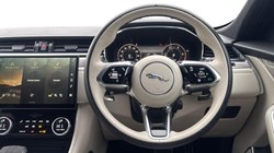 2023 (73) JAGUAR F-PACE 2.0 D200 R-Dynamic SE Black 5dr Auto AWD 4940975