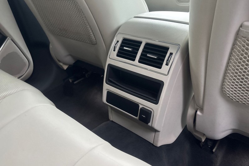 2023 (73) JAGUAR F-PACE 2.0 D200 R-Dynamic SE Black 5dr Auto AWD 4940978