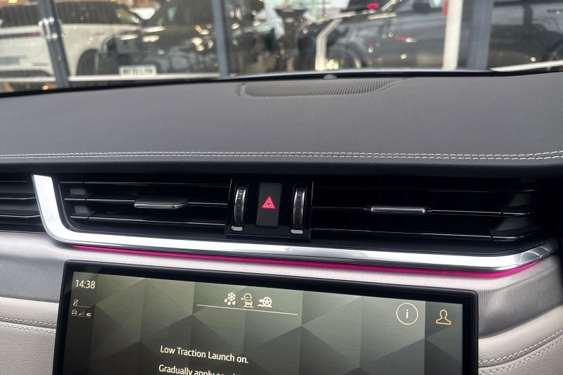 2023 (73) JAGUAR F-PACE 2.0 D200 R-Dynamic SE Black 5dr Auto AWD 4940998