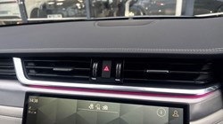 2023 (73) JAGUAR F-PACE 2.0 D200 R-Dynamic SE Black 5dr Auto AWD 4940998