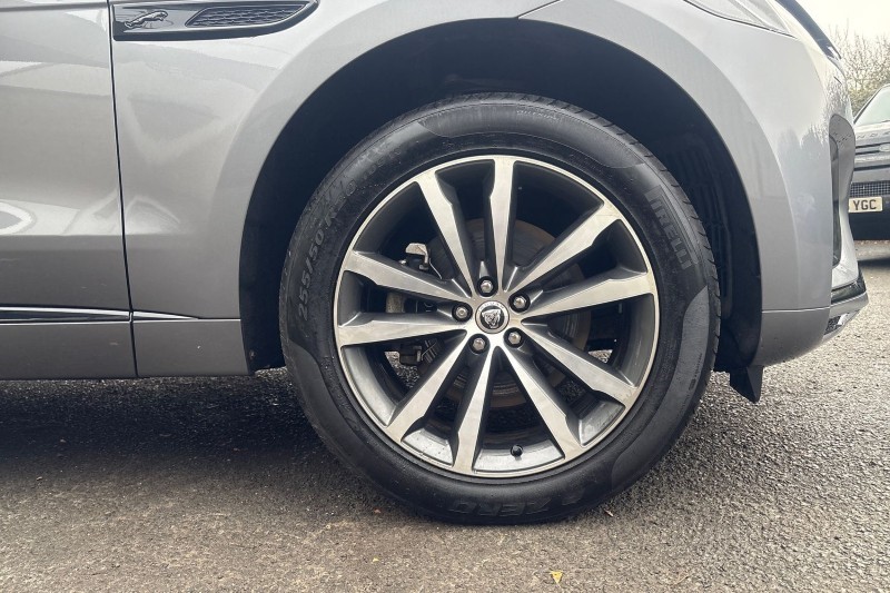 2023 (73) JAGUAR F-PACE 2.0 D200 R-Dynamic SE Black 5dr Auto AWD 4940968