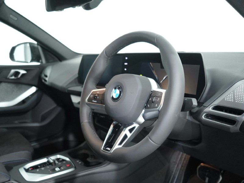  BMW 2 SERIES 220 M Sport 4dr Step Auto 3940363